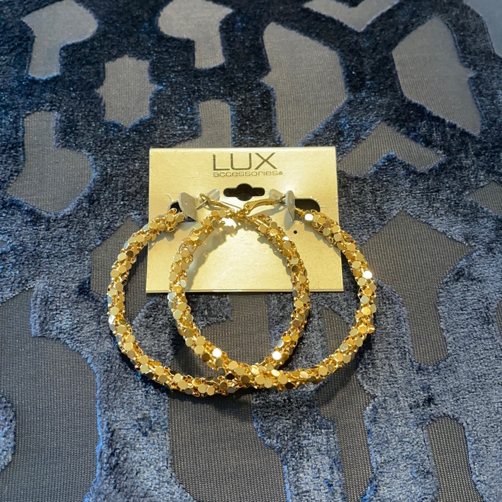 Women’s Fashion Hoop Earrings